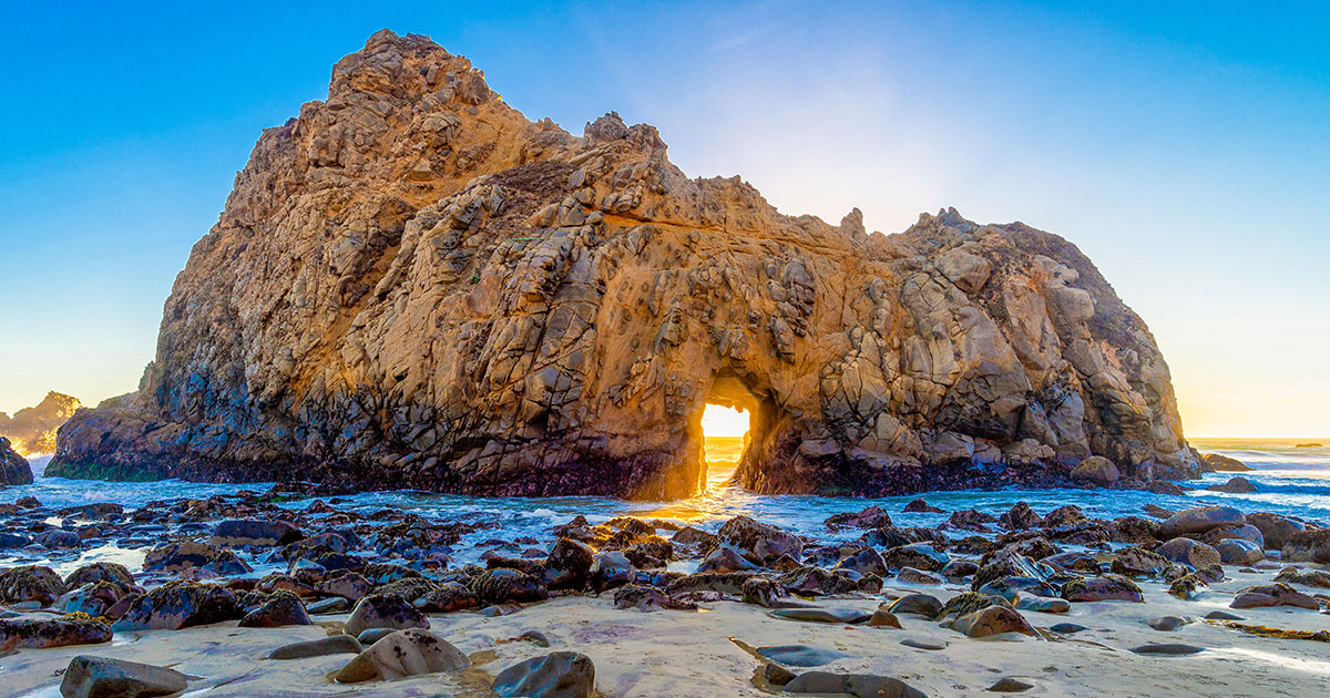 Keyhole Arch - Pfeiffer Beach - California
