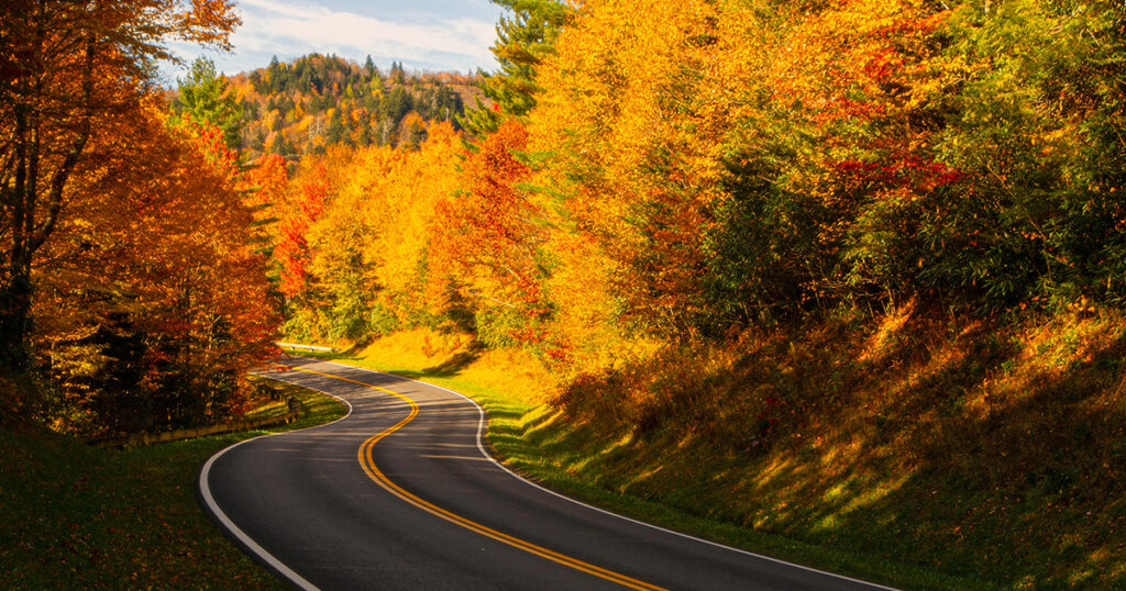 Smokey Mountains, Gatlinburg, Tenenesse, USA - GEOVEA