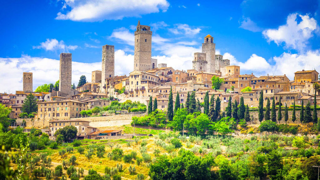 San Gimignano Medieval Siena, Italy - GEOVEA